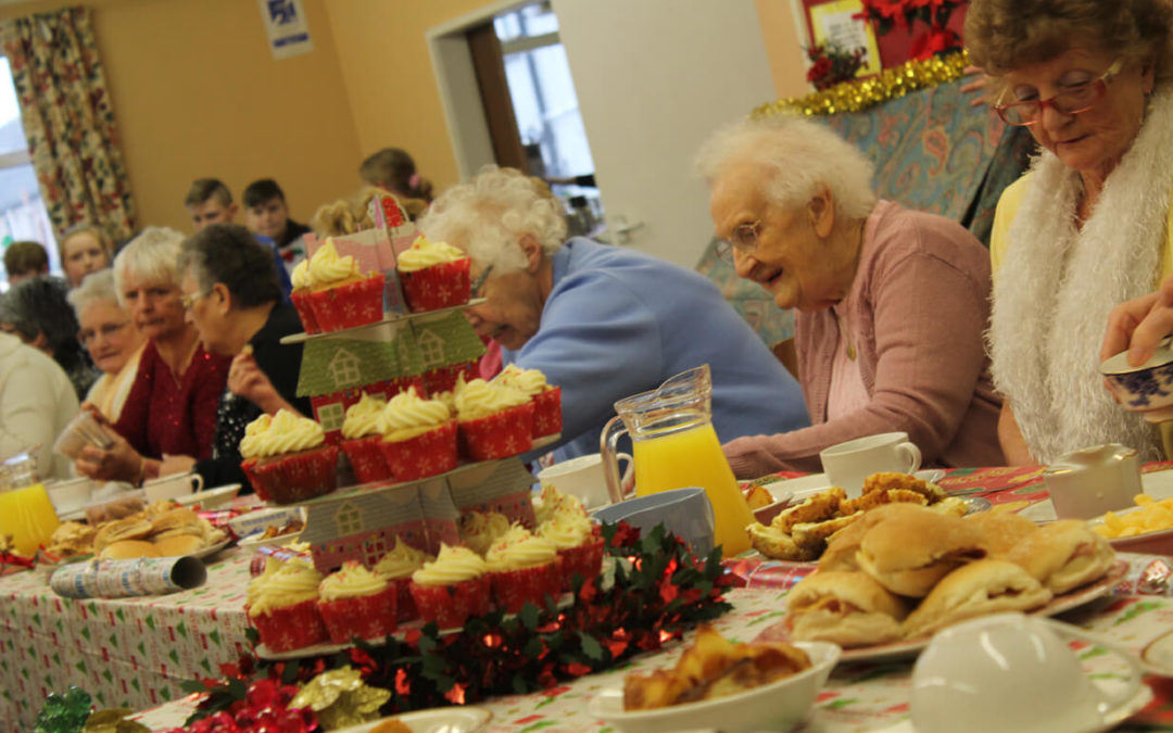 Senior Citizens Christmas Party 2015 - Derwentside Detached Youth Project